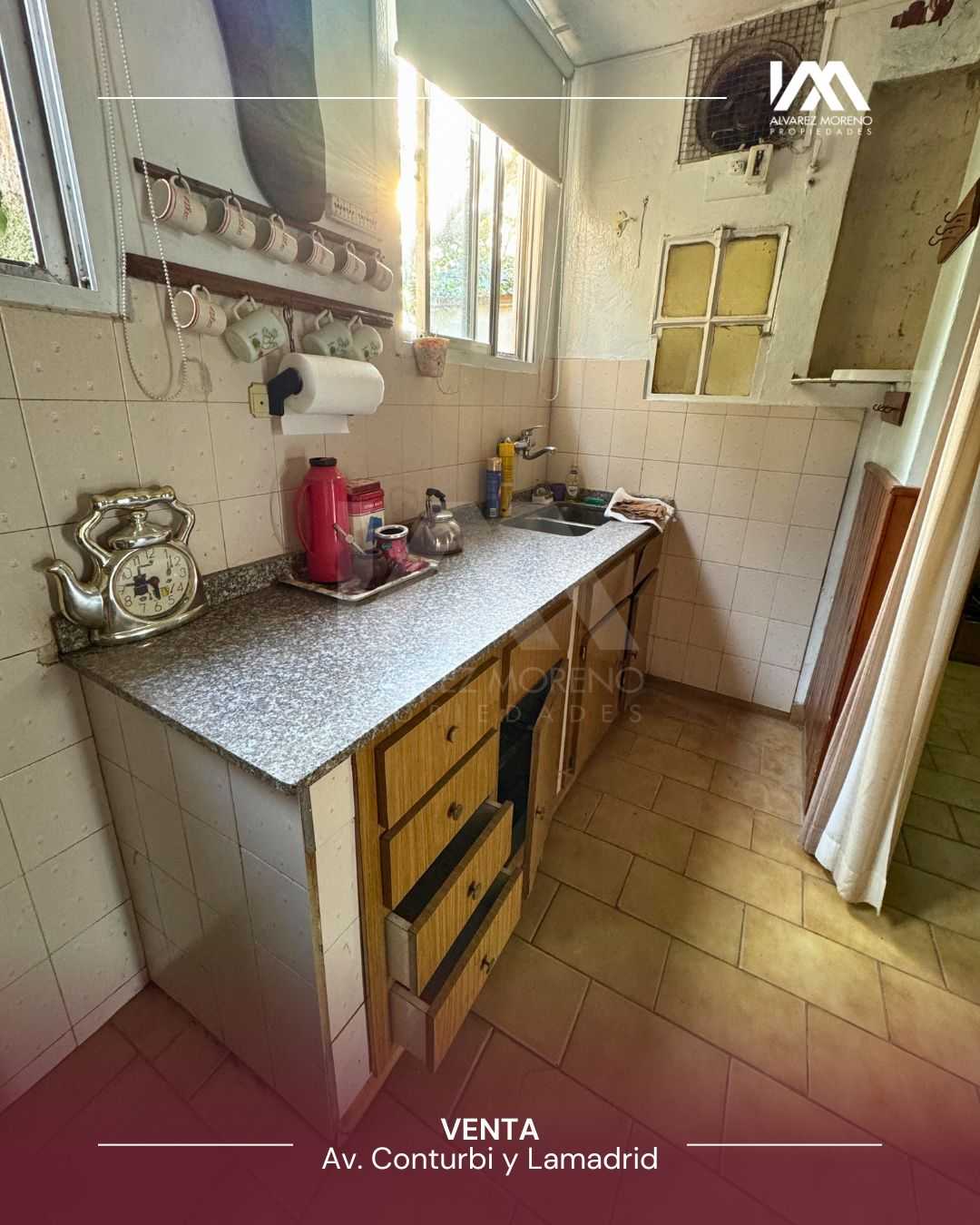 Alvarez Moreno Propiedades - Brinda asesoramiento y soluciones a nuestros clientes en lo que se refiera al mercado inmobiliario. Ventas, tasaciones, alquileres de todo tipo de propiedadesTRES PARCELAS CON UNIDADES FUNCIONALES  PARA VIVIENDA Y TRES UNIDADES FUNCIONALES COMO LOCALES COMERCIALES