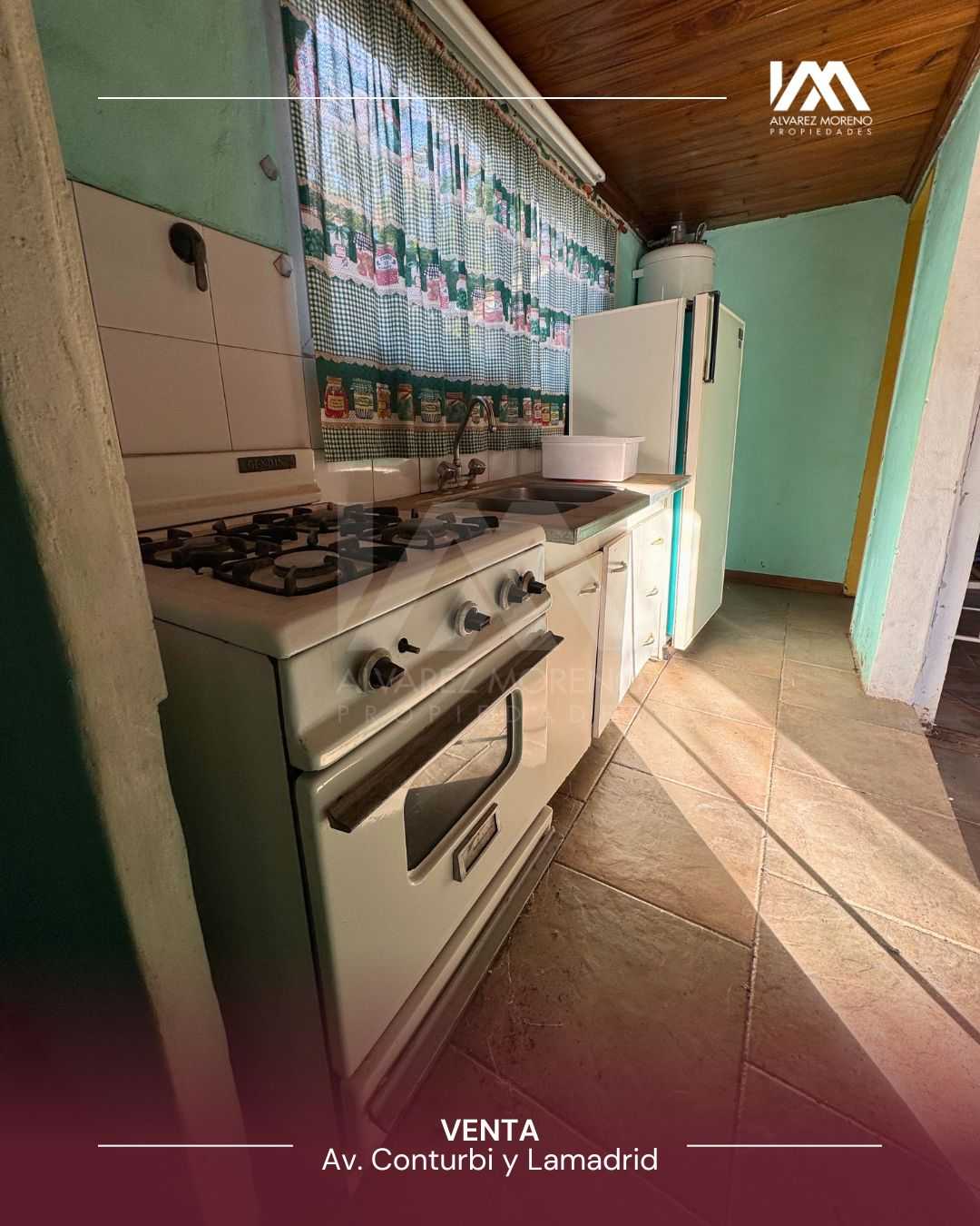 Alvarez Moreno Propiedades - Brinda asesoramiento y soluciones a nuestros clientes en lo que se refiera al mercado inmobiliario. Ventas, tasaciones, alquileres de todo tipo de propiedadesTRES PARCELAS CON UNIDADES FUNCIONALES  PARA VIVIENDA Y TRES UNIDADES FUNCIONALES COMO LOCALES COMERCIALES