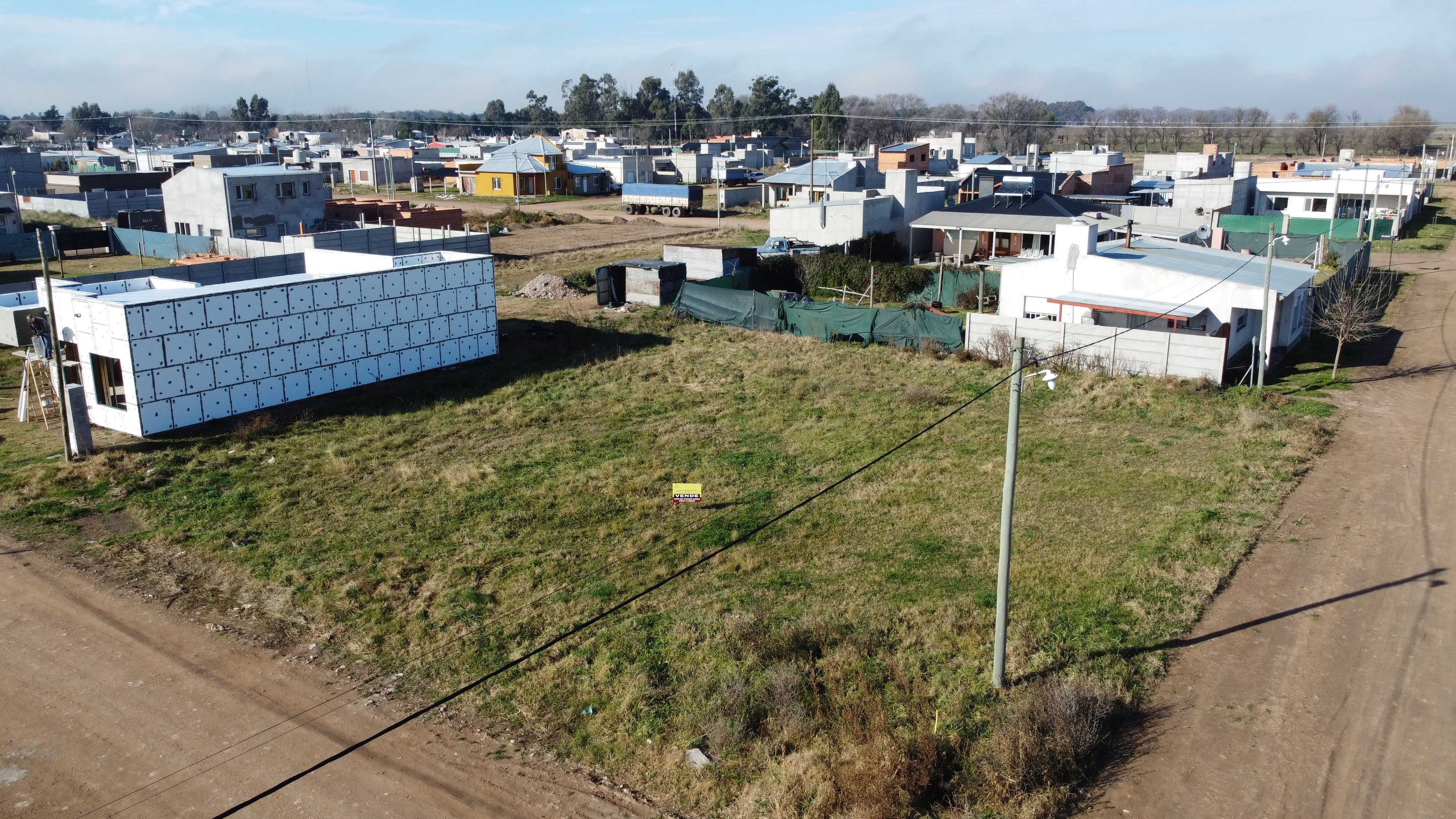 Alvarez Moreno Propiedades - Brinda asesoramiento y soluciones a nuestros clientes en lo que se refiera al mercado inmobiliario. Ventas, tasaciones, alquileres de todo tipo de propiedadesLotes en Barrio Boca