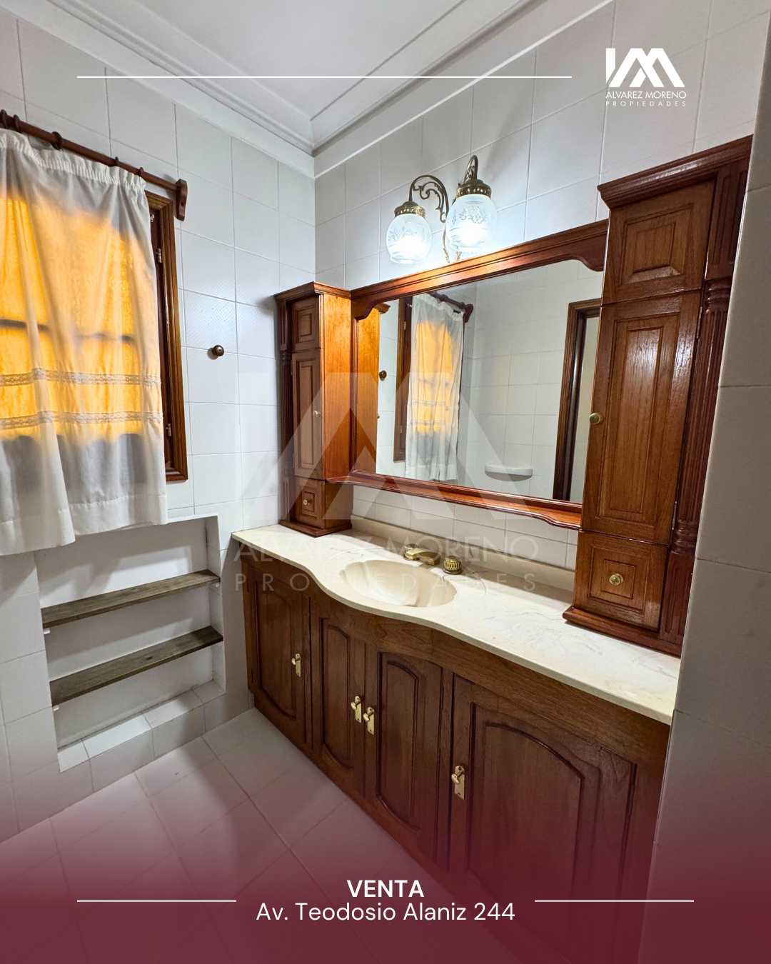 Alvarez Moreno Propiedades - Brinda asesoramiento y soluciones a nuestros clientes en lo que se refiera al mercado inmobiliario. Ventas, tasaciones, alquileres de todo tipo de propiedadesHERMOSA CASA EN BARRIO RESIDENCIAL