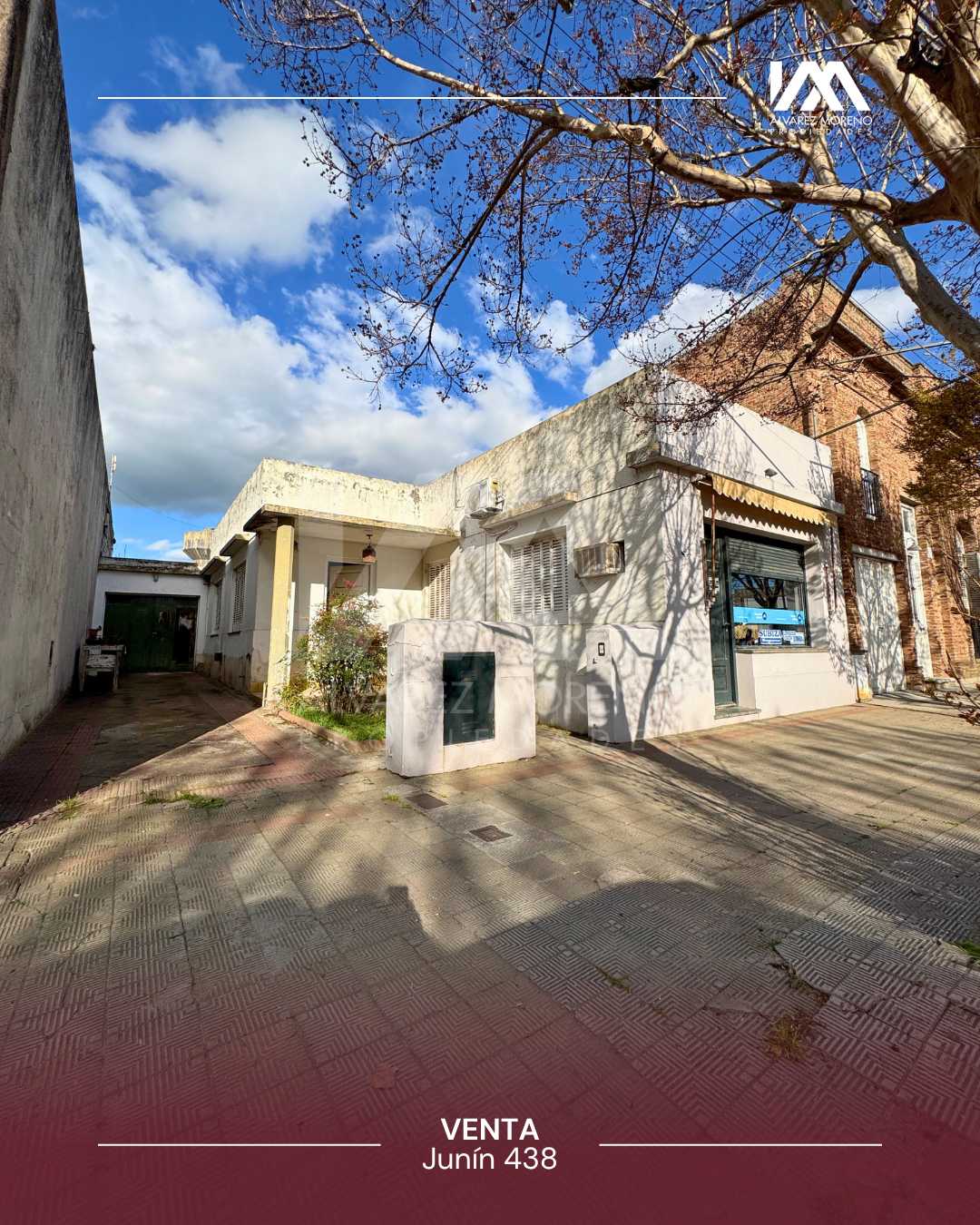 Alvarez Moreno Propiedades - Brinda asesoramiento y soluciones a nuestros clientes en lo que se refiera al mercado inmobiliario. Ventas, tasaciones, alquileres de todo tipo de propiedadesUSD 67.000- CASA CON LOCAL COMERCIAL