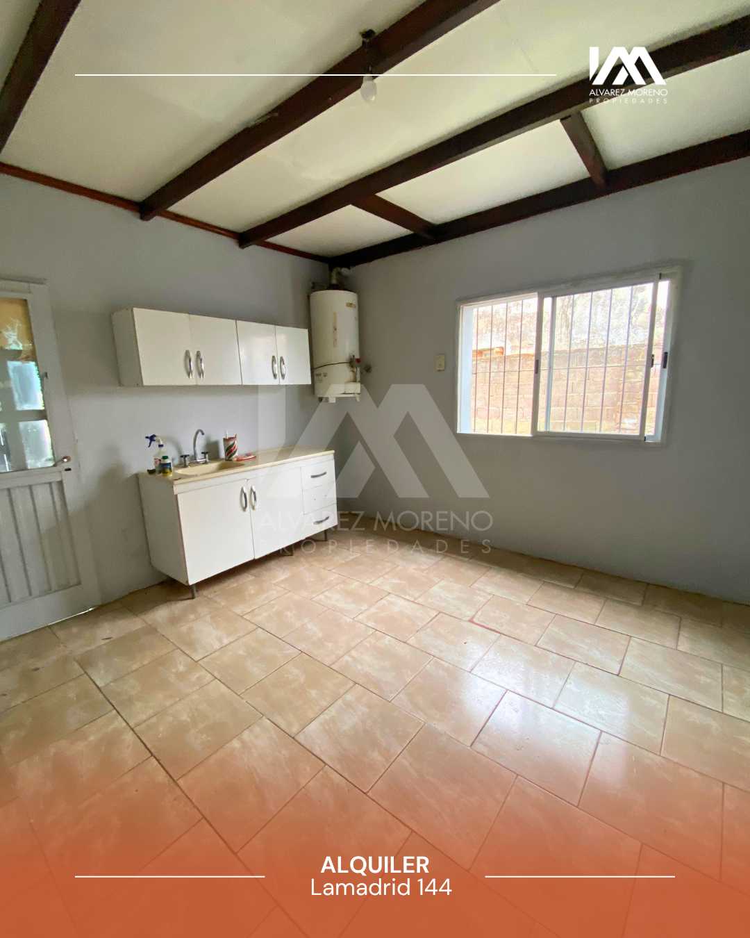 Alvarez Moreno Propiedades - Brinda asesoramiento y soluciones a nuestros clientes en lo que se refiera al mercado inmobiliario. Ventas, tasaciones, alquileres de todo tipo de propiedades800.000- CASA MUY COMODA DE TRES DORMITORIOS